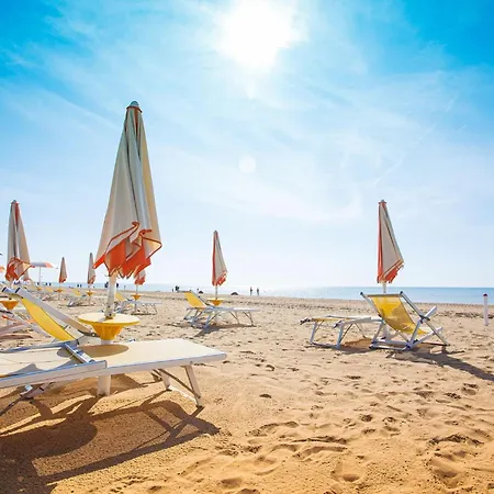 Near The Sea-beahost Apartman