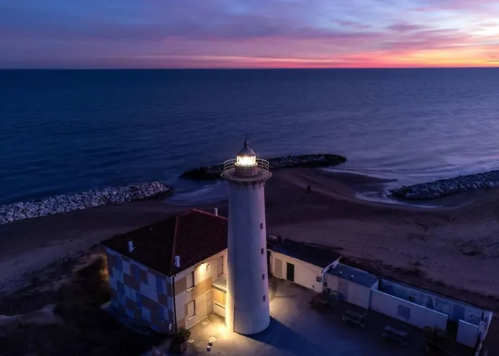 Near The Sea-beahost Daire